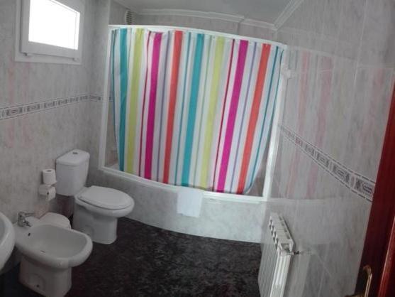 Hotel Corcubion Playa De Quenxe חדר תמונה
